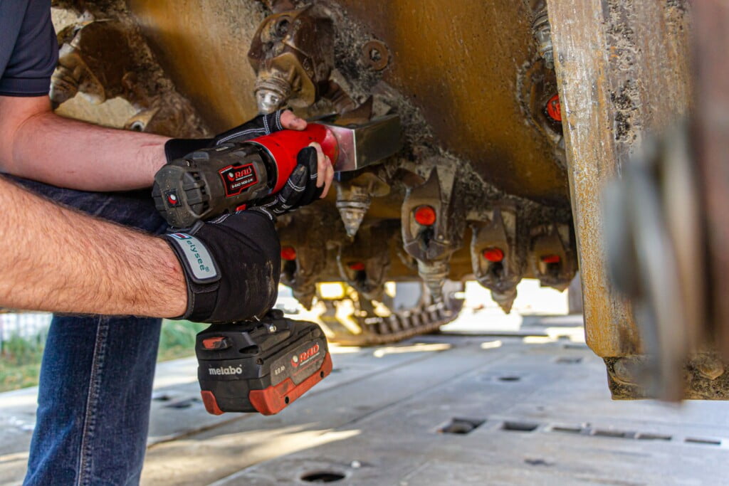 A battery-powered torque wrench is effortless to use on site